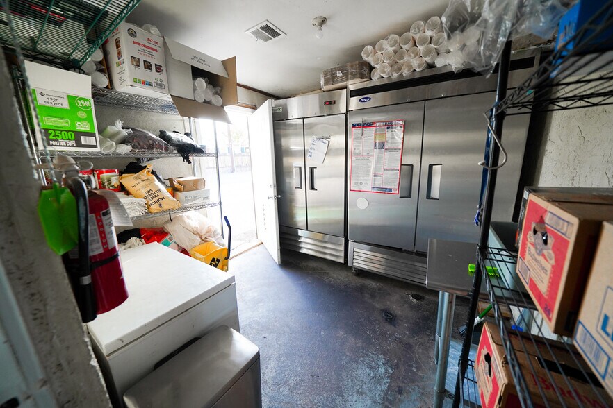 More Photos Of 301 W Main St, Avondale Restaurant For Sale