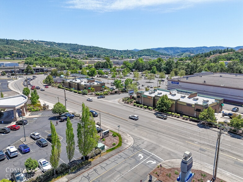 More Photos Of , Roseburg General Retail For Sale