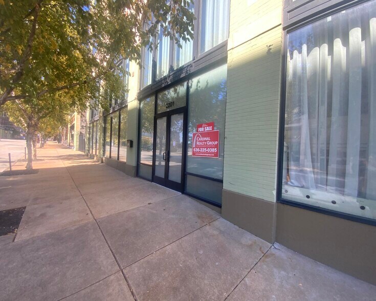 More Photos Of 2201 Locust St, Saint Louis Lodge Meeting Hall For Sale