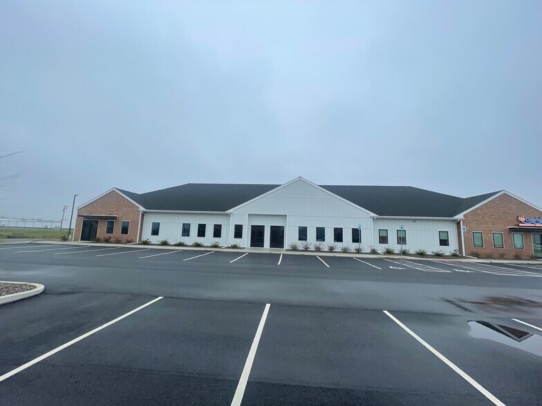 More Photos Of Fallon Ave & Jet Dr, Seaford Medical For Lease