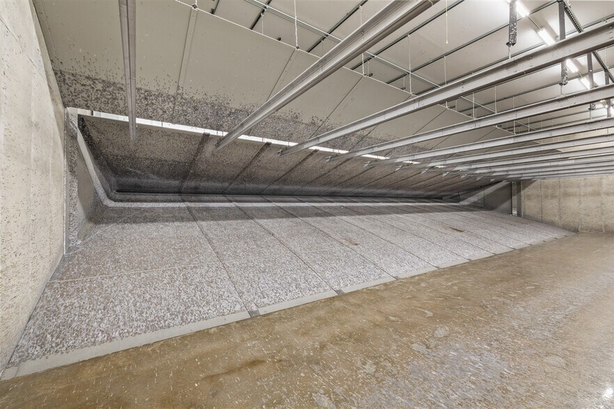 More Photos Of 7051 Highway 2 and 52 W, Minot Warehouse For Sale