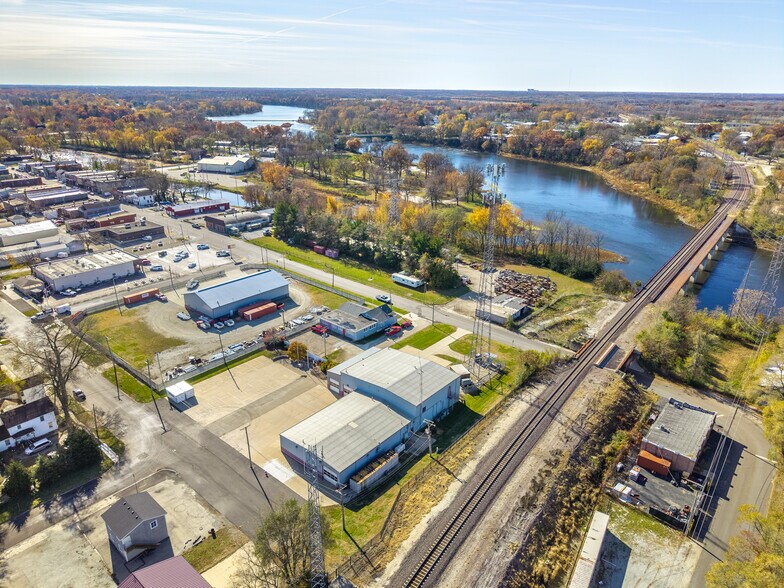 More Photos Of 501 N Main St, Wilmington Warehouse For Sale