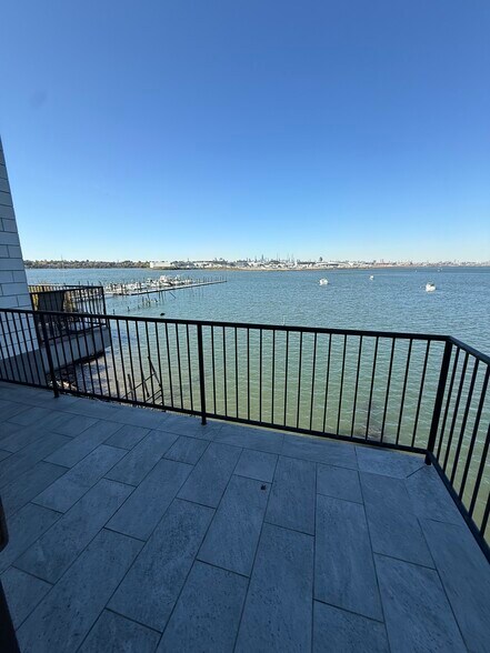 More Photos Of 28-20 119th St, Flushing Warehouse For Lease