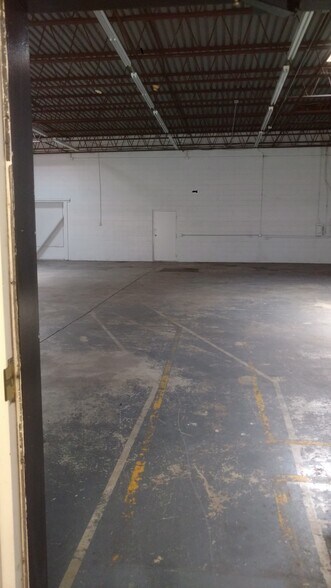 More Photos Of 201 Production Dr, Yorktown Distribution For Lease