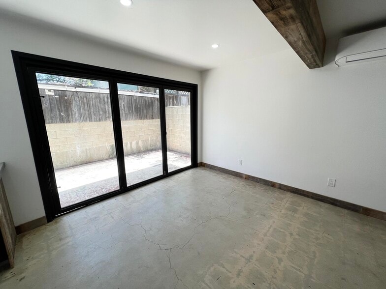 More Photos Of 3685 5th Ave, San Diego Storefront Retail Residential For Lease