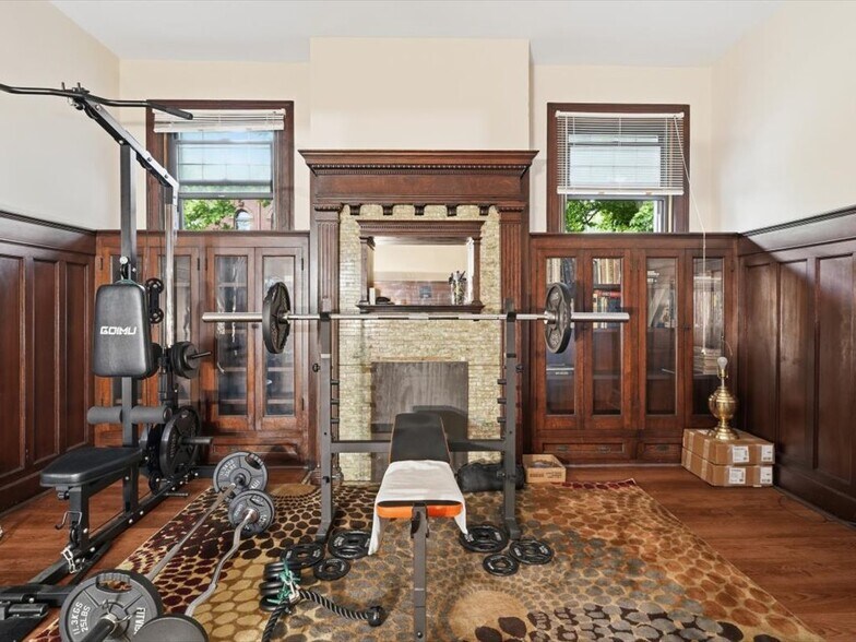 More Photos Of 215 S Braddock Ave, Pittsburgh Apartments For Sale
