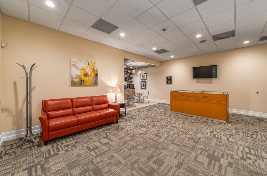 More Photos Of 280 S Ronald Reagan Blvd, Longwood Medical For Sale