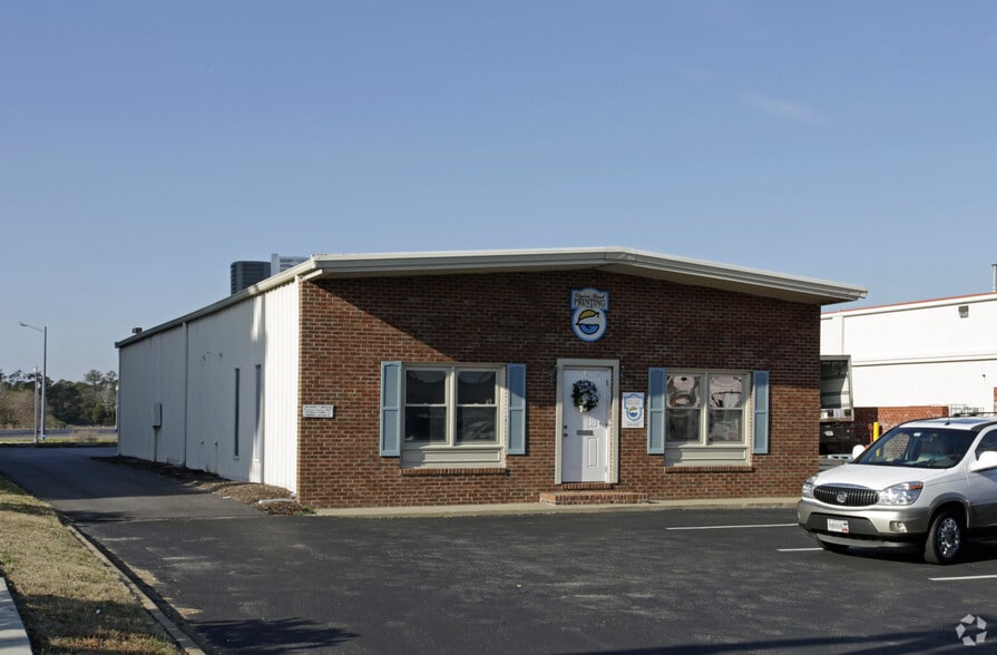 More Photos Of 3000 Baltic Ave, Virginia Beach Light Manufacturing For Sale