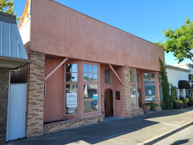 Primary Photo Of 132-134 Matheson St, Healdsburg Storefront For Sale