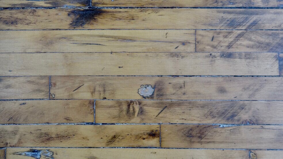 More Photos Of 1100 Sycamore St, Cincinnati Loft Creative Space For Lease