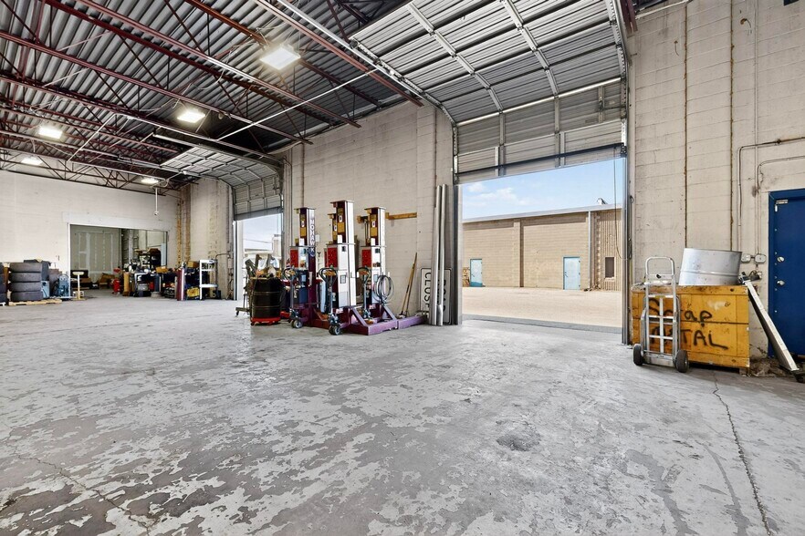 More Photos Of 2105 Aztec Rd NE, Albuquerque Warehouse For Sale