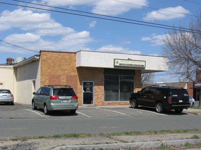 Primary Photo Of 340 Walnut St, Agawam Medical For Lease