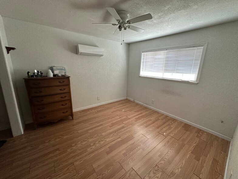 More Photos Of 1822 Cirby Way, Roseville Apartments For Sale