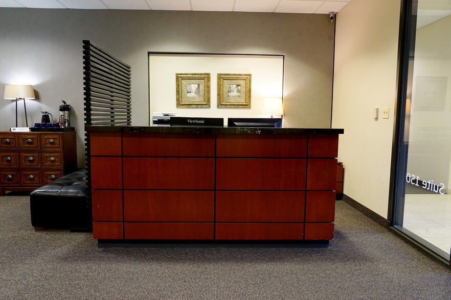 More Photos Of 1333 W McDermott Dr, Allen Office For Lease