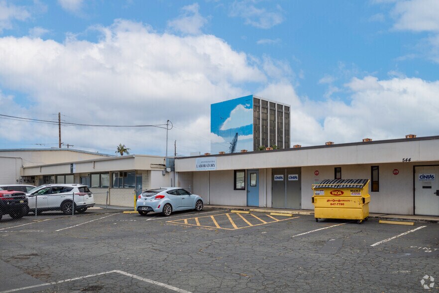 More Photos Of 534-544 Ohohia St, Honolulu Service For Lease