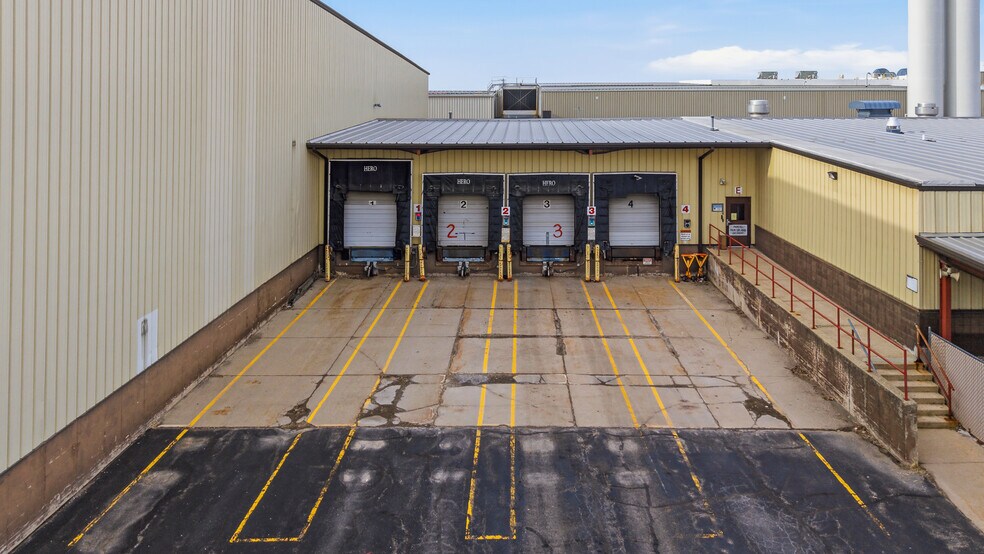 More Photos Of 100 Creative Way, Ripon Manufacturing For Sale