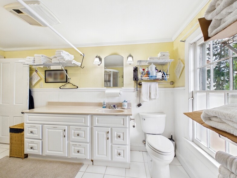 More Photos Of 26285 Broadkill Rd, Milton Hotel For Sale