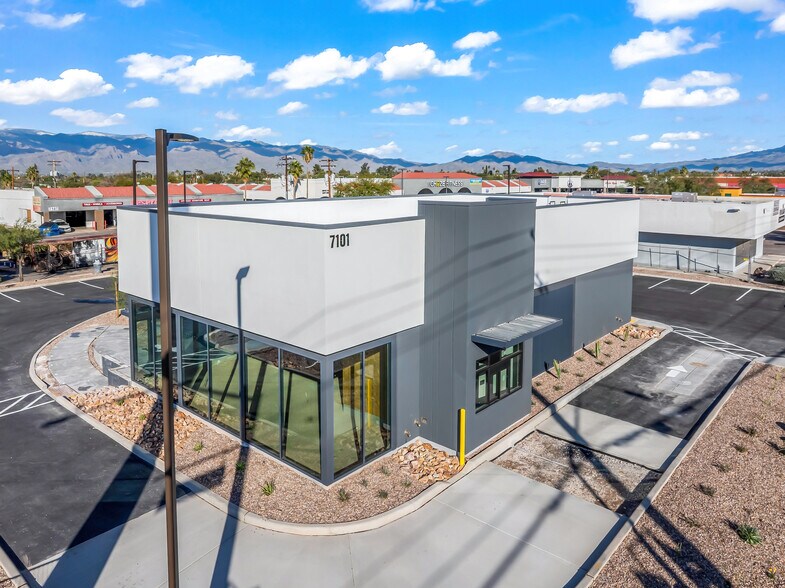 More Photos Of 7101 E 22nd St, Tucson Fast Food For Sale