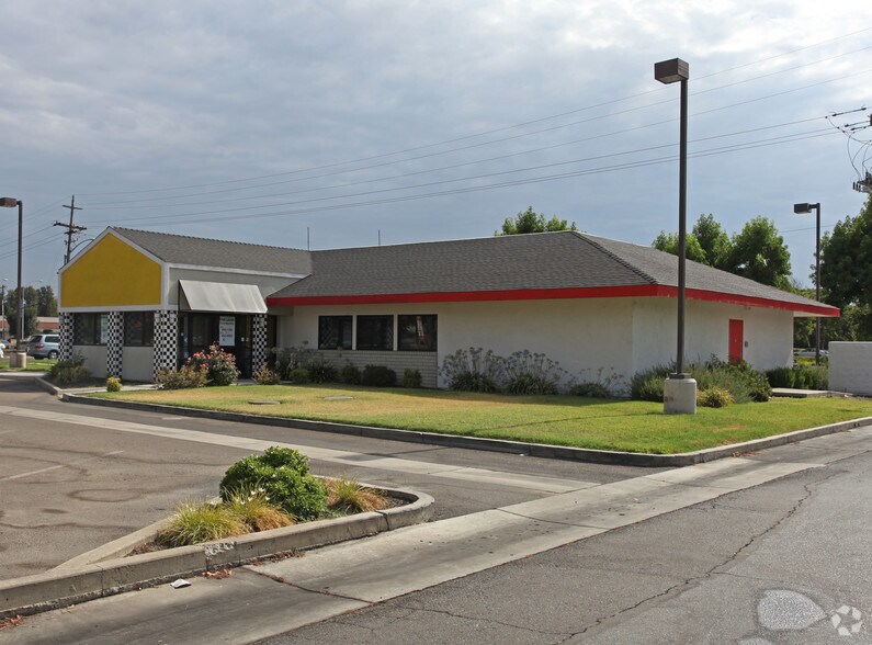 More Photos Of 106-150 W Olive Ave, Merced Unknown For Lease