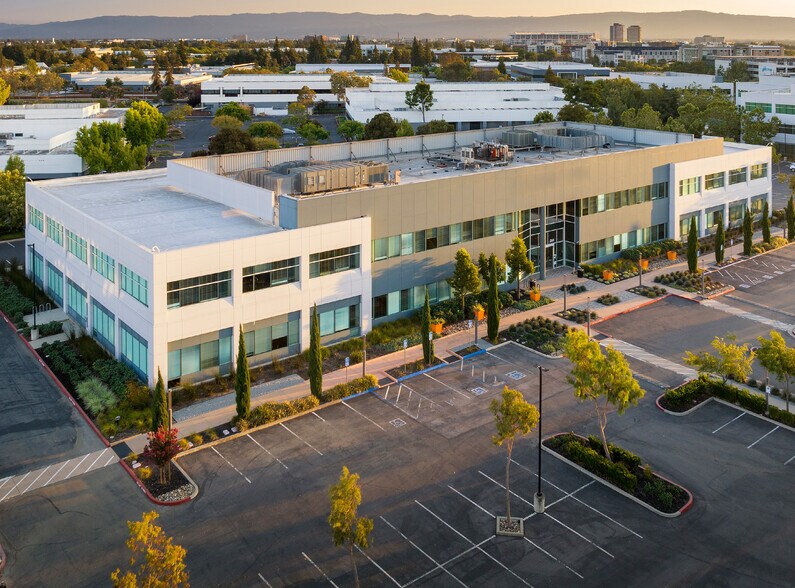 Primary Photo Of 250 Holger Way, San Jose Office For Lease