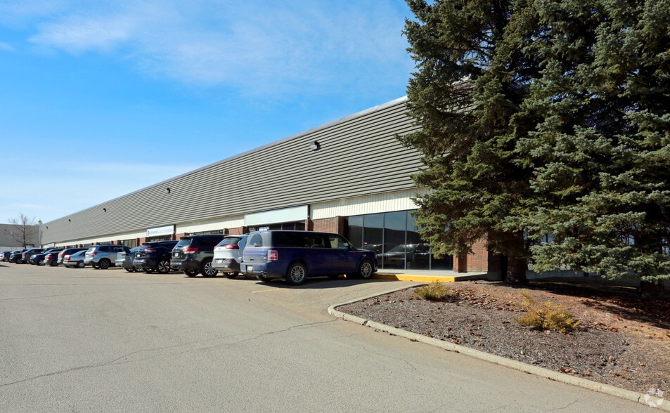 Primary Photo Of 9523-9539 41st Ave, Edmonton Unknown For Lease