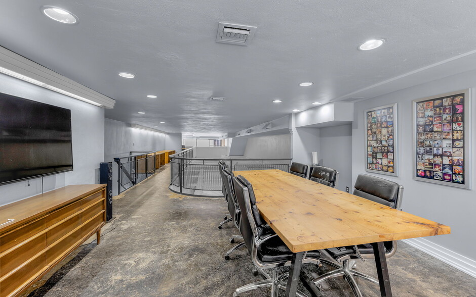 More Photos Of 211 W Freemason St, Norfolk Office Residential For Sale