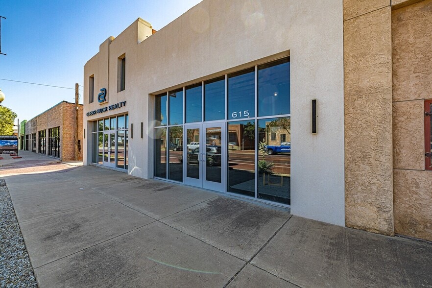 Primary Photo Of 611 Broadway, Lubbock Storefront For Sale