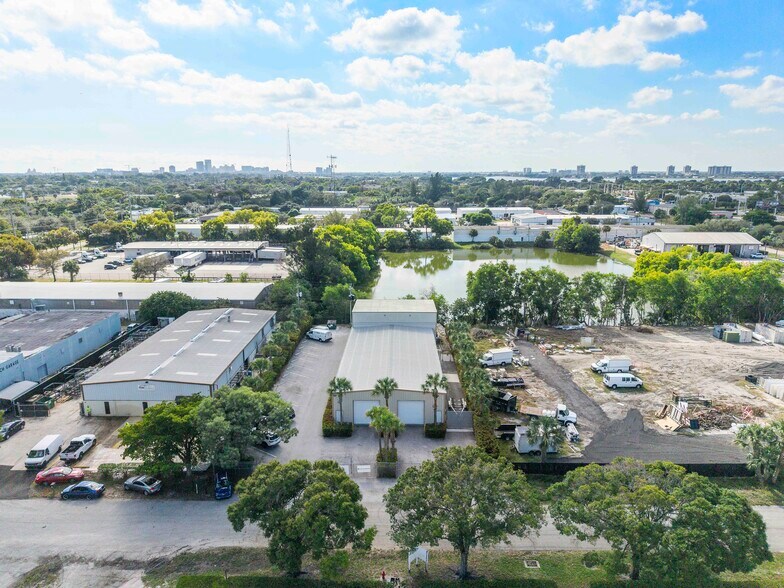 More Photos Of 1133 53rd Ct N, Mangonia Park Warehouse For Sale