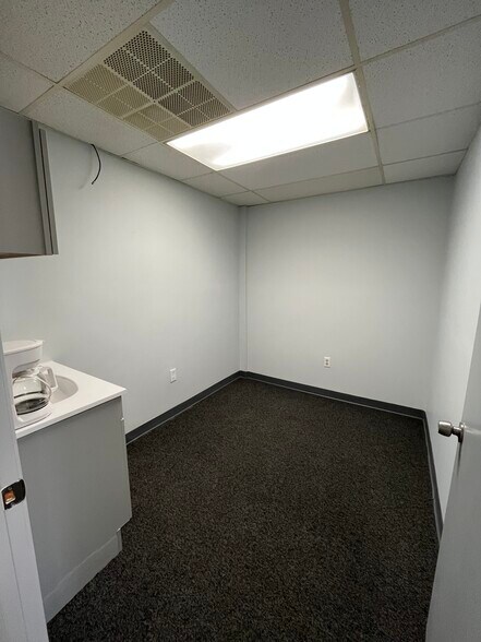 More Photos Of , Saint Clair Shores Office For Sale