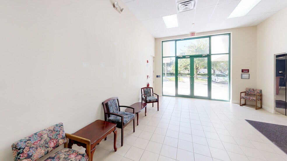 More Photos Of 4750 E Park Dr, Palm Beach Gardens Office For Lease