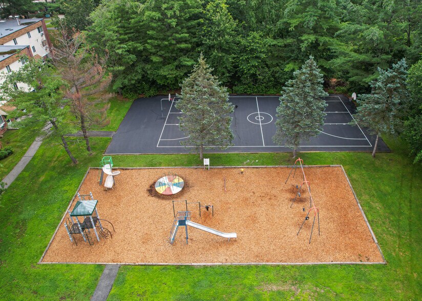 More Photos Of 193-321 Fernbank Rd, Springfield Apartments For Sale