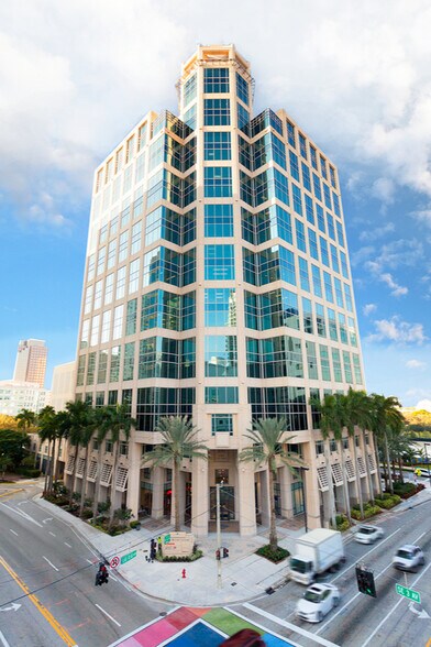 More Photos Of 200 E Las Olas Blvd, Fort Lauderdale Office For Lease