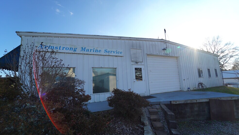 More Photos Of 477 Lytton St, Troutman Manufacturing For Sale