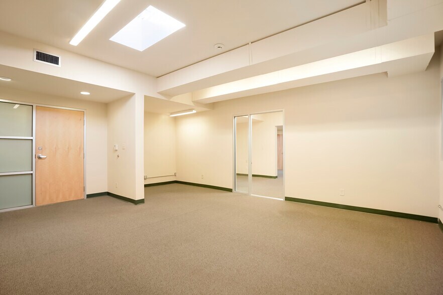 More Photos Of 1115 Broadway, Denver Office For Sale