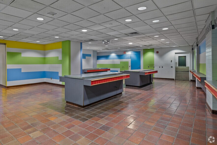 More Photos Of 285 Broad St, Hartford Office For Sale