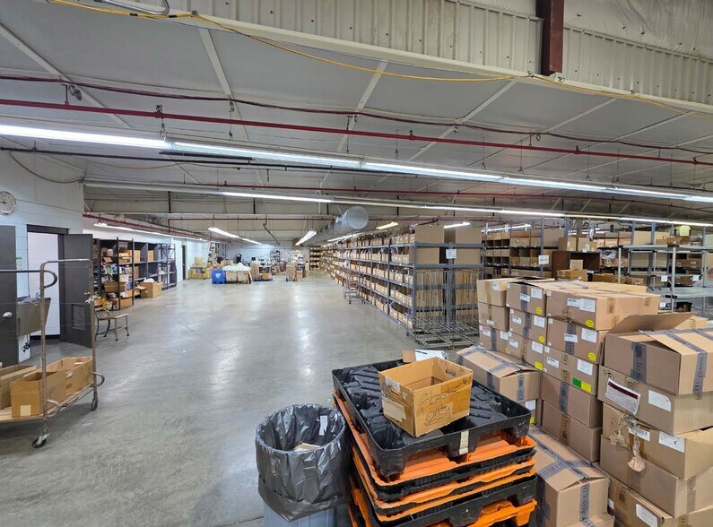 More Photos Of 100 Trowbridge Rd, Neoga Warehouse For Sale