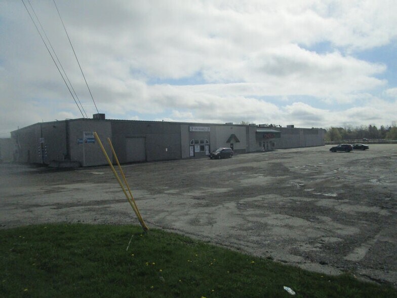 More Photos Of 268 Odlin Rd, Bangor Freestanding For Sale