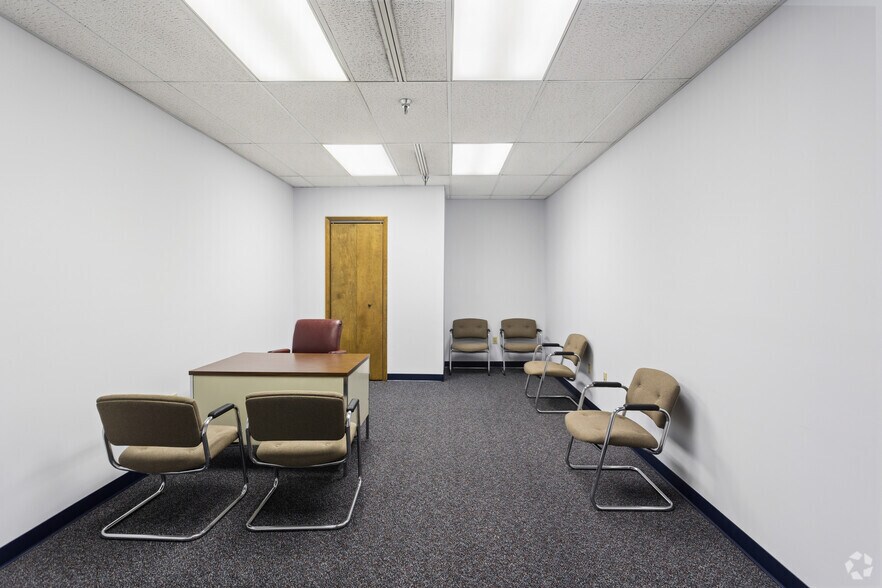 More Photos Of 319 Washington St, Johnstown Office For Sale