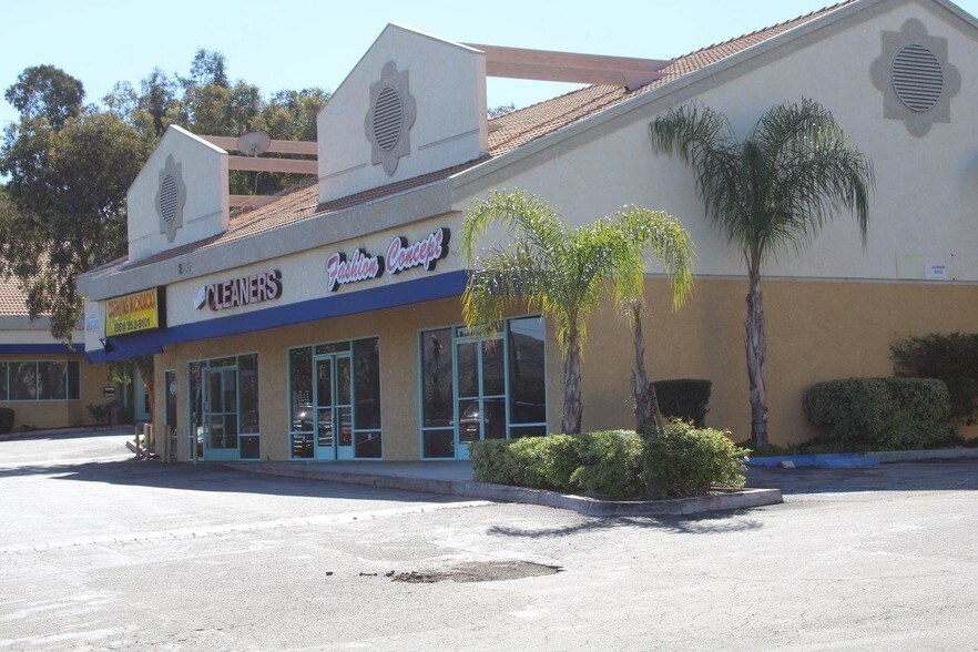 More Photos Of 26970-26974 Rainbow Glen Dr, Santa Clarita Freestanding For Lease