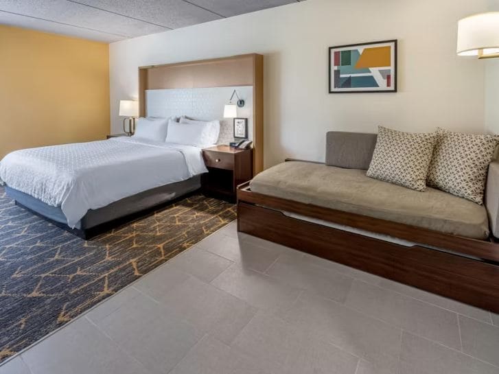 More Photos Of 1000 Imperial Ave, Rothschild Hotel For Sale