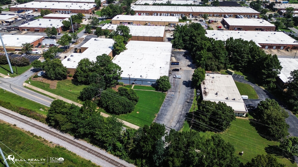 More Photos Of 5530 E Ponce De Leon Ave, Stone Mountain Distribution For Lease