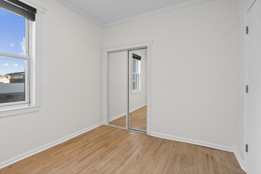 More Photos Of 6209 Adams St, West New York Warehouse For Lease