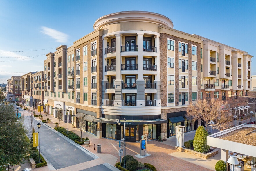 More Photos Of 6000 Avalon Blvd, Alpharetta Storefront Retail Office For Lease