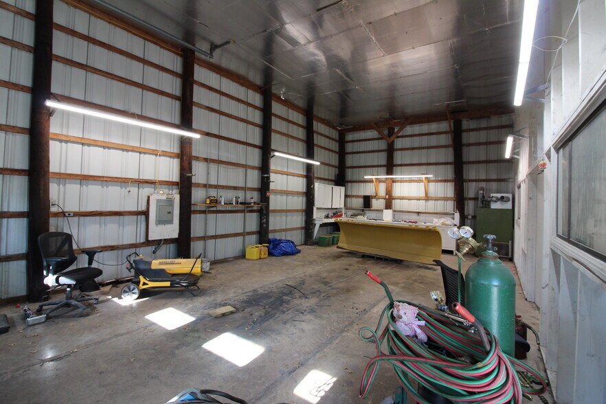 More Photos Of 1116B NJ-12 St, Frenchtown Flex For Lease