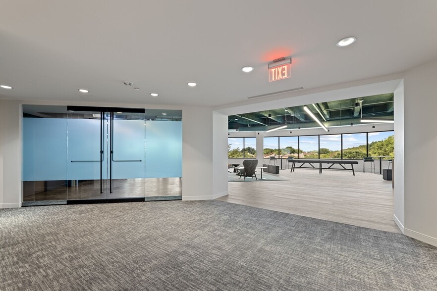 More Photos Of 1801 Alma Dr, Plano Office For Lease