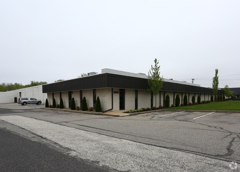 More Photos Of 2615 River Rd, Cinnaminson Light Distribution For Lease