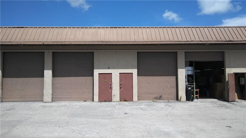 More Photos Of 1901 NW 32nd St, Pompano Beach Warehouse For Lease