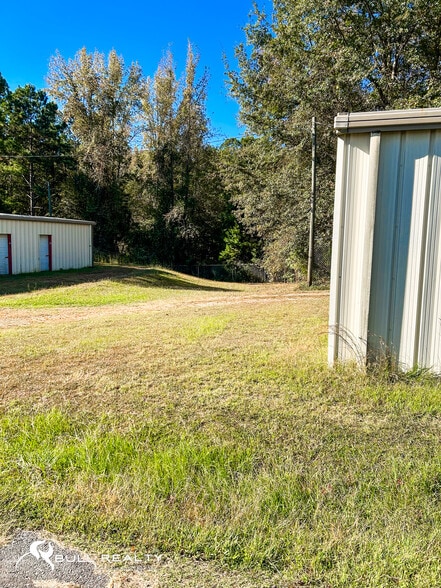 More Photos Of 109 Coleman Dr, Eatonton Self Storage For Sale