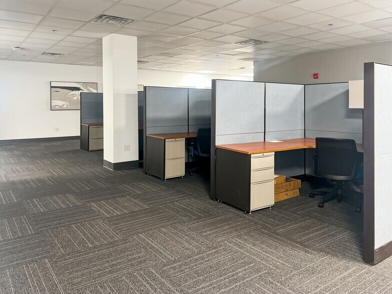 More Photos Of 1515 Hancock St, Quincy Coworking Space