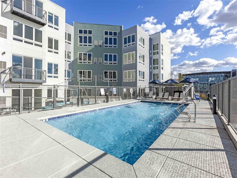 More Photos Of 1505 N Central Ave, Phoenix Apartments For Lease